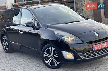 Мінівен Renault Grand Scenic 2012 в 