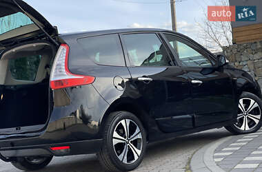 Мінівен Renault Grand Scenic 2012 в 