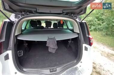 Минивэн Renault Grand Scenic 2016 в 