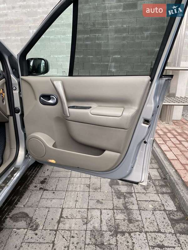 Минивэн Renault Grand Scenic 2005 в Ровно