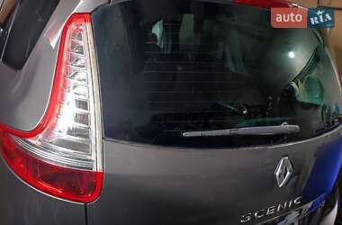 Мінівен Renault Grand Scenic 2013 в 