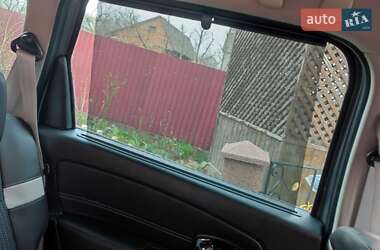 Мінівен Renault Grand Scenic 2013 в 