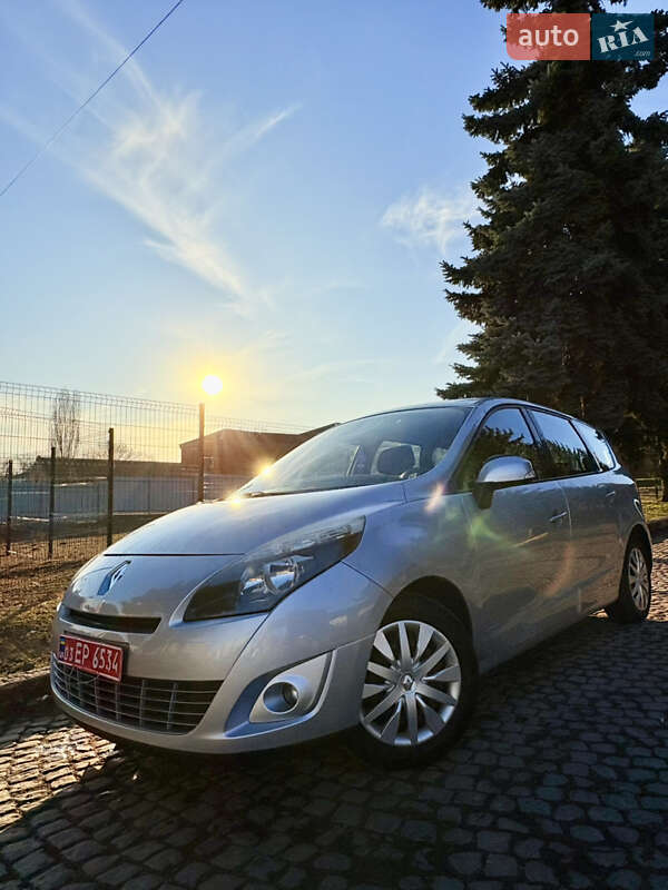 Мінівен Renault Grand Scenic 2009 в 