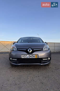 Минивэн Renault Grand Scenic 2013 в 