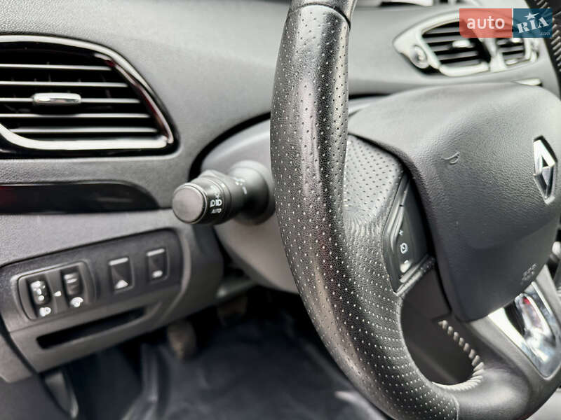 Мінівен Renault Grand Scenic 2013 в Луцьку