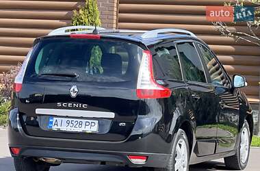 Минивэн Renault Grand Scenic 2016 в 