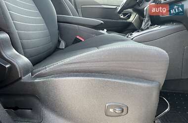 Минивэн Renault Grand Scenic 2016 в 