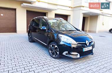 Минивэн Renault Grand Scenic 2015 в 