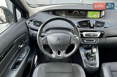Минивэн Renault Grand Scenic 2015 в 