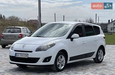 Минивэн Renault Grand Scenic 2009 в 
