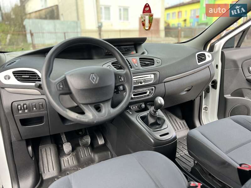 Мінівен Renault Grand Scenic 2009 в Тернополі