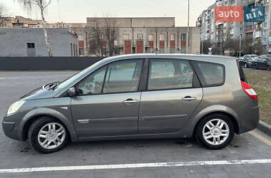 Минивэн Renault Grand Scenic 2005 в 