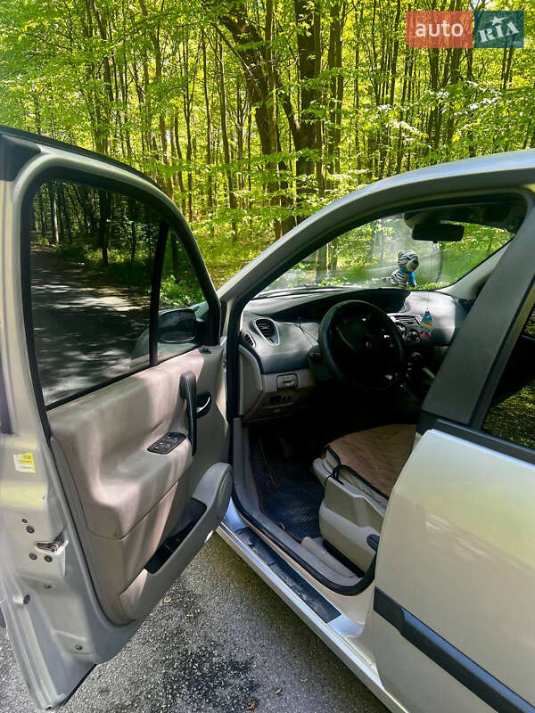 Мінівен Renault Grand Scenic 2005 в Вінниці