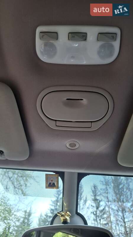 Минивэн Renault Grand Scenic 2013 в Киеве фото 25 Минивэн Renault Grand Scenic 2013 в Киеве