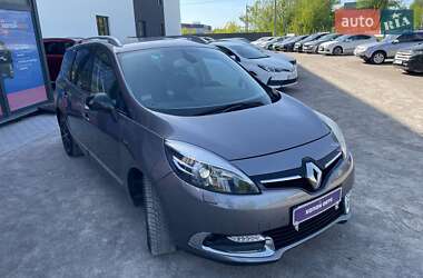 Минивэн Renault Grand Scenic 2012 в 