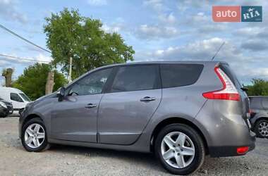Минивэн Renault Grand Scenic 2014 в 