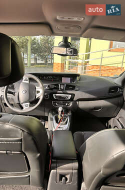 Минивэн Renault Grand Scenic 2012 в 