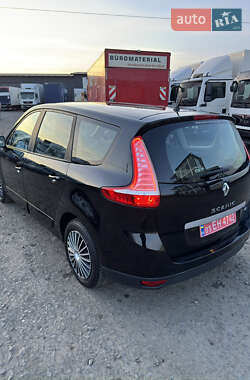 Мінівен Renault Grand Scenic 2013 в 