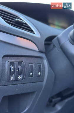 Мінівен Renault Grand Scenic 2013 в 
