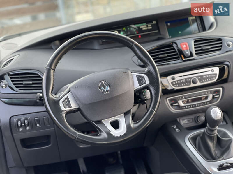 Мінівен Renault Grand Scenic 2012 в Стрию