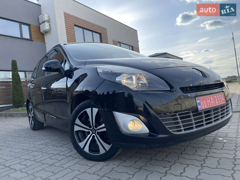 Мінівен Renault Grand Scenic 2012 в Стрию