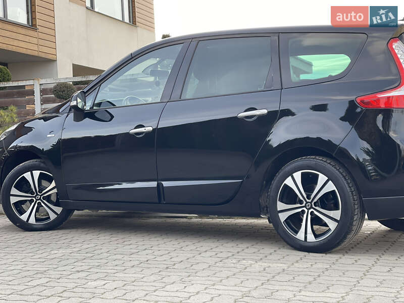 Мінівен Renault Grand Scenic 2012 в Стрию