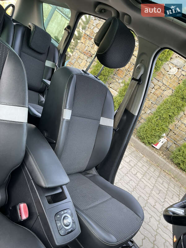 Мінівен Renault Grand Scenic 2012 в Стрию
