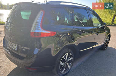 Минивэн Renault Grand Scenic 2014 в 