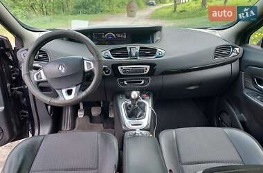 Мінівен Renault Grand Scenic 2012 в 