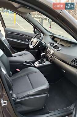 Минивэн Renault Grand Scenic 2013 в 