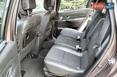 Минивэн Renault Grand Scenic 2013 в 