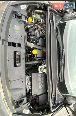 Минивэн Renault Grand Scenic 2014 в 