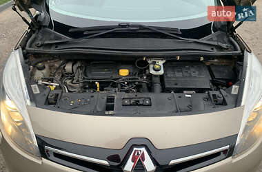 Минивэн Renault Grand Scenic 2013 в 