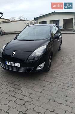 Мінівен Renault Grand Scenic 2011 в 
