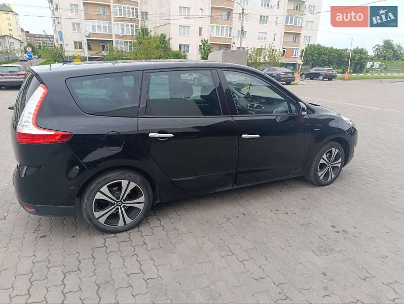 Минивэн Renault Grand Scenic 2011 в Стрые