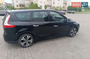 Мінівен Renault Grand Scenic 2011 в 