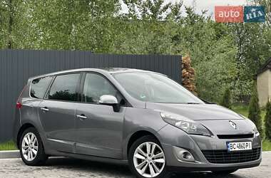 Минивэн Renault Grand Scenic 2011 в 