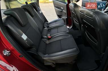 Минивэн Renault Grand Scenic 2012 в 