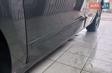Мінівен Renault Grand Scenic 2011 в 