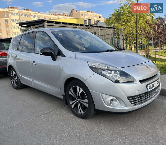 Мінівен Renault Grand Scenic 2012 в Києві
