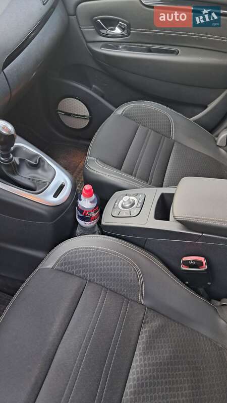 Минивэн Renault Grand Scenic 2015 в Ковеле