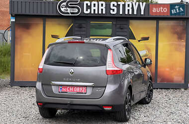 Мінівен Renault Grand Scenic 2015 в 