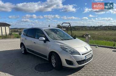 Мінівен Renault Grand Scenic 2010 в Шумську