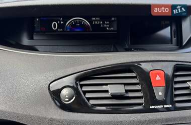 Минивэн Renault Grand Scenic 2012 в 
