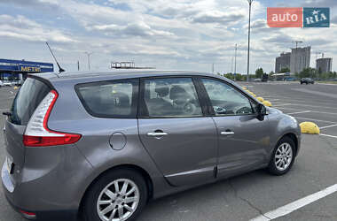 Минивэн Renault Grand Scenic 2010 в Киеве