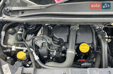 Минивэн Renault Grand Scenic 2014 в 