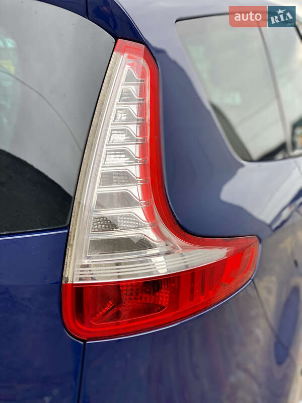 Мінівен Renault Grand Scenic 2009 в Житомирі