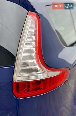 Минивэн Renault Grand Scenic 2009 в 