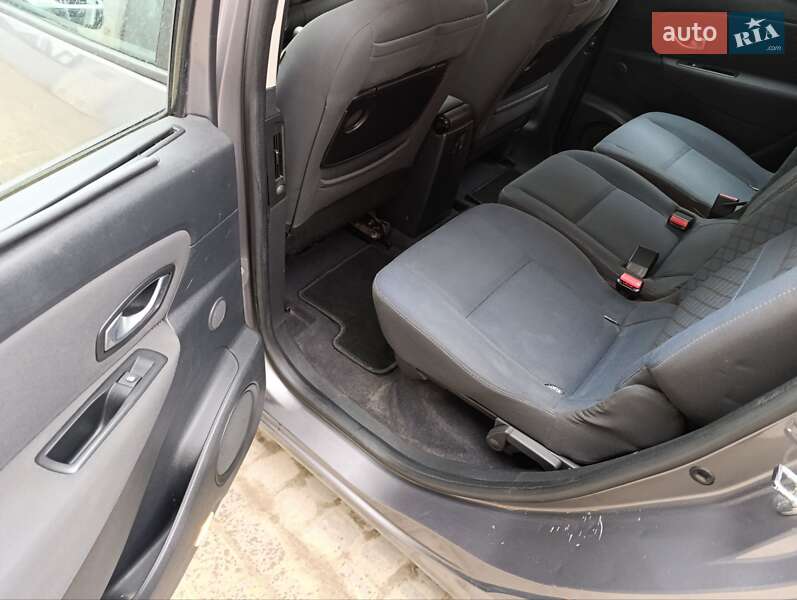 Минивэн Renault Grand Scenic 2009 в Львове