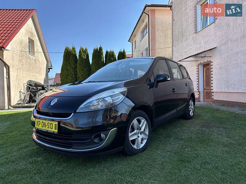 Минивэн Renault Grand Scenic 2013 в Ивано-Франковске